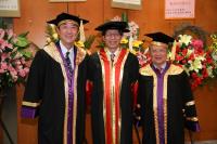 (From left) Professor Joseph J Y SUNG, Vice-Chancellor, Prof YOUNG and Dr LEUNG